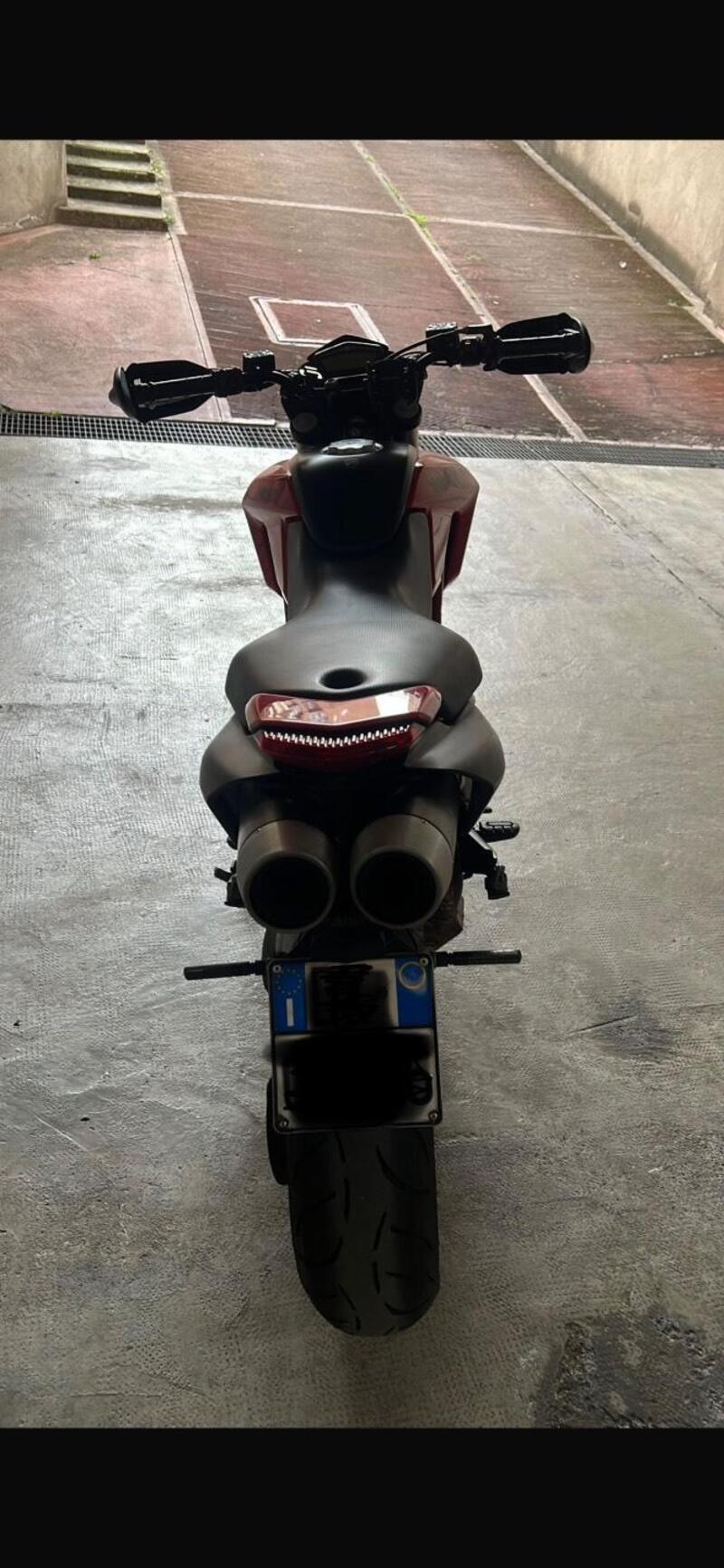 Ducati Hypermotard 796 (2012) (4)