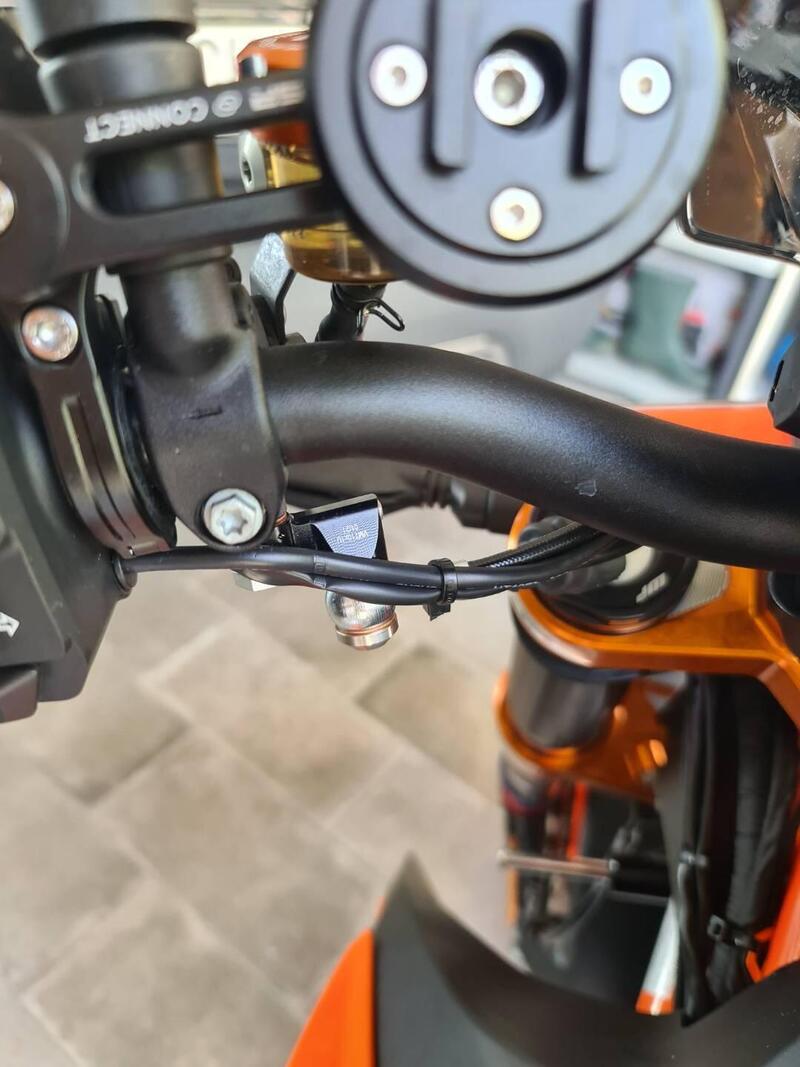 KTM 1290 Super Duke R EVO (2022 - 23) (6)