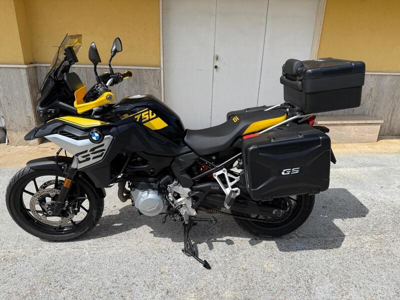 Bmw F 750 GS Edition 40 Years GS (2021) (4)