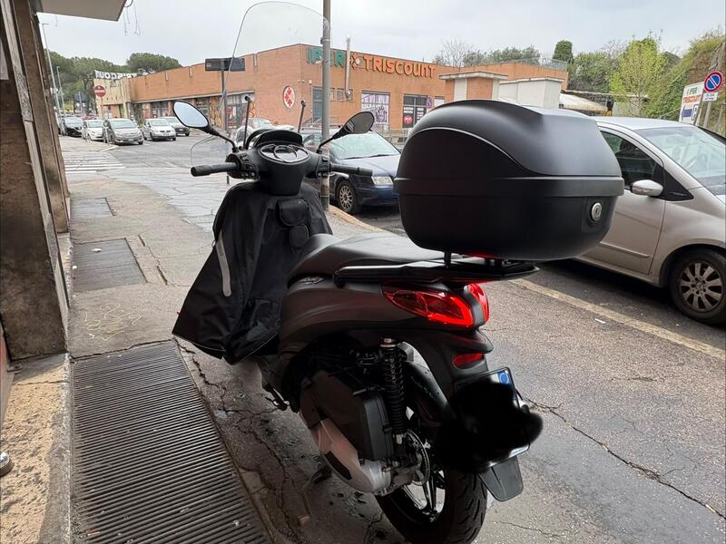 Piaggio Medley 150 ABS (2016 - 19) (3)