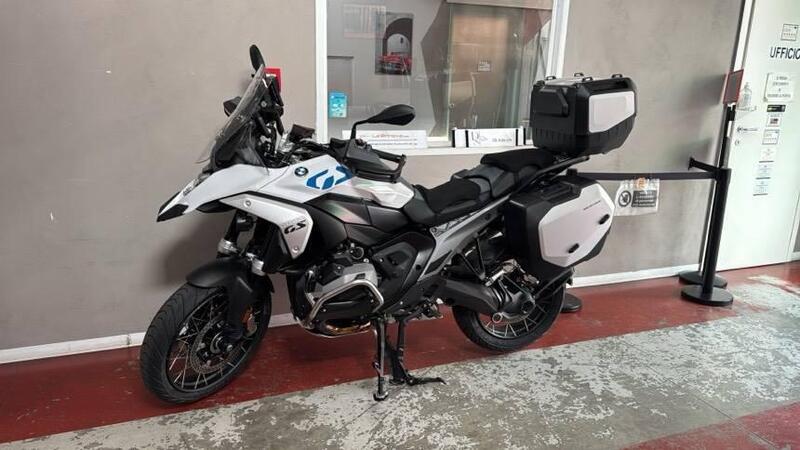 Bmw R 1300 GS (2023 - 26) (2)