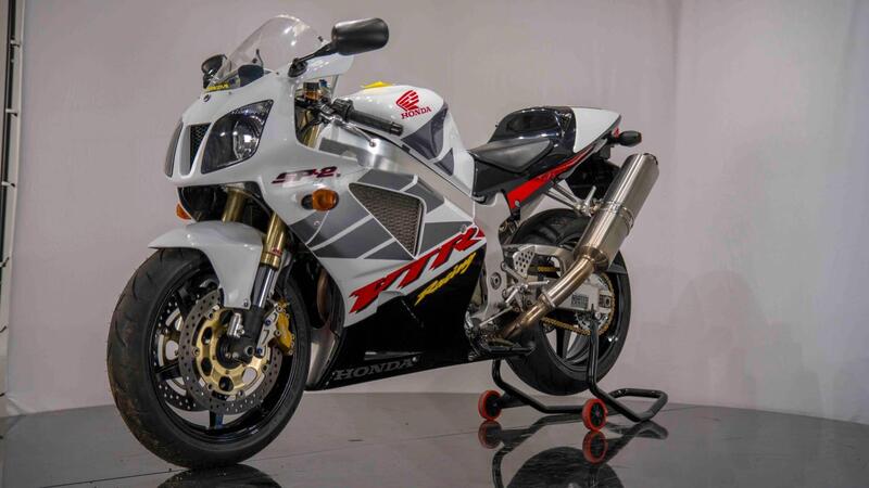 Honda VTR 1000 SP-2 (2002 - 06) (3)