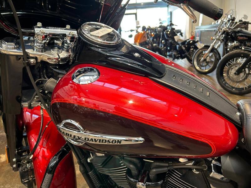 Harley-Davidson 114 Heritage Classic (2018 - 20) - FLHCS (7)