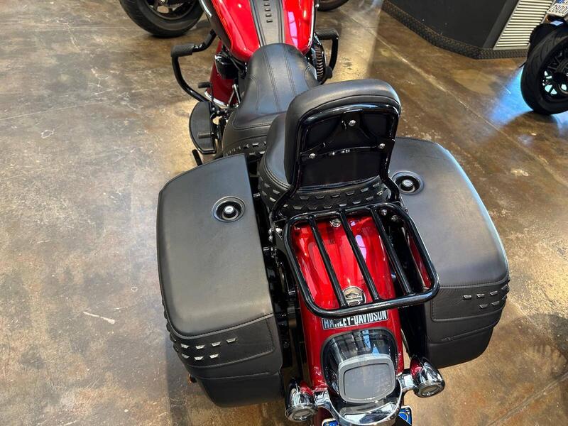 Harley-Davidson 114 Heritage Classic (2018 - 20) - FLHCS (11)