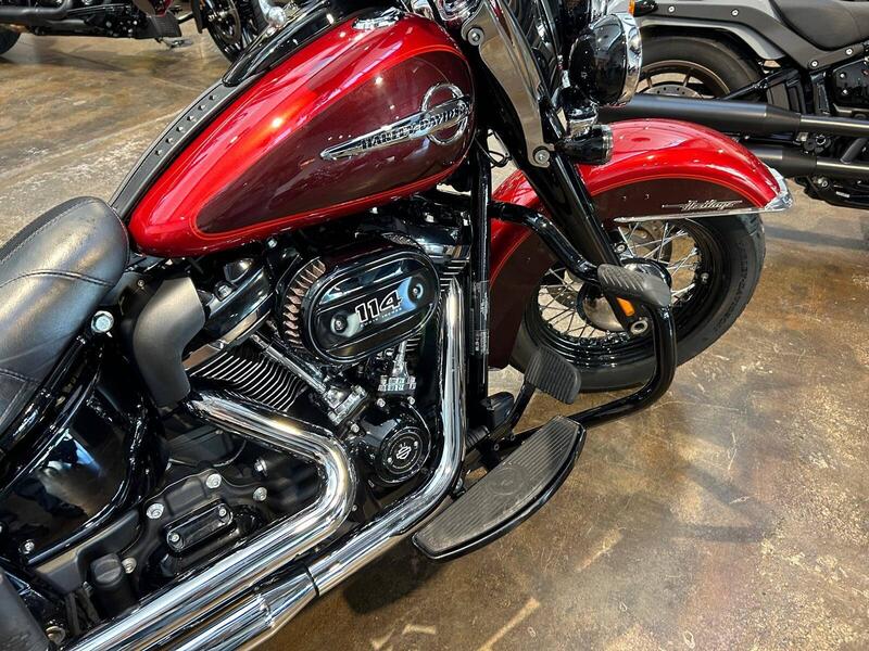 Harley-Davidson 114 Heritage Classic (2018 - 20) - FLHCS (16)