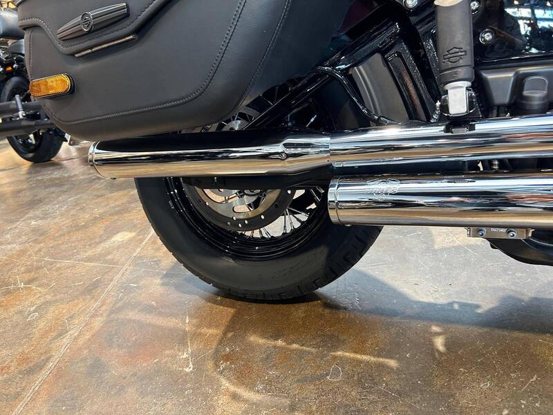 Harley-Davidson 114 Heritage Classic (2018 - 20) - FLHCS (18)