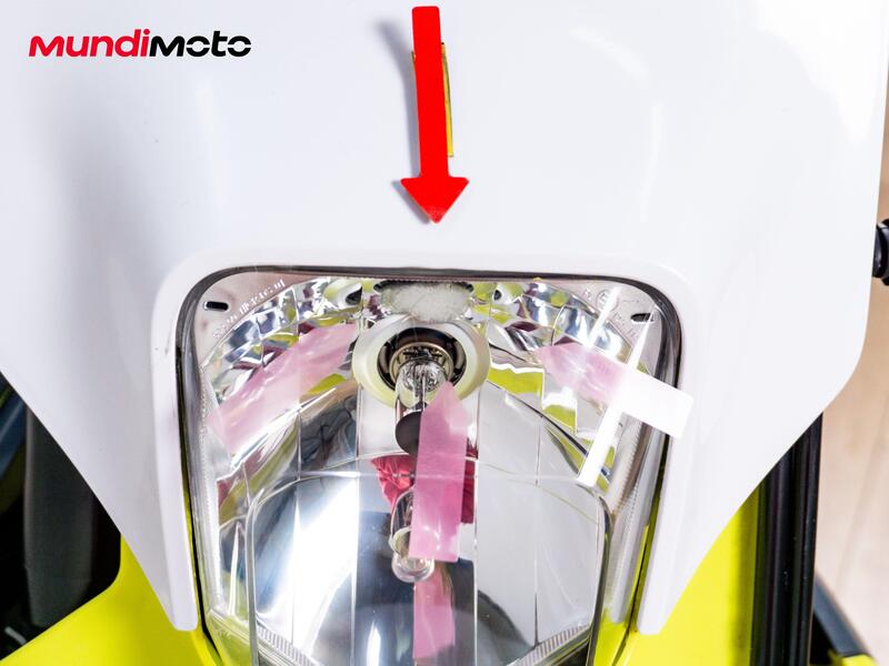 Husqvarna 701 Supermoto (2022) (16)