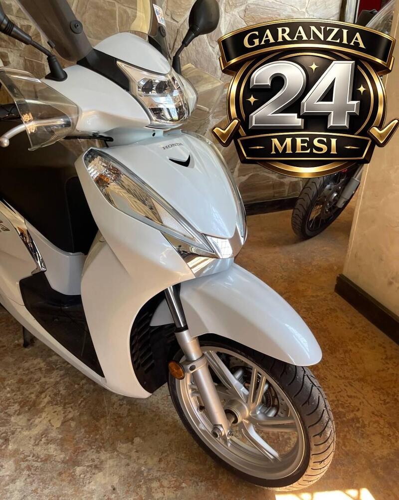 Honda SH 300 i ABS (2016 - 20) (8)