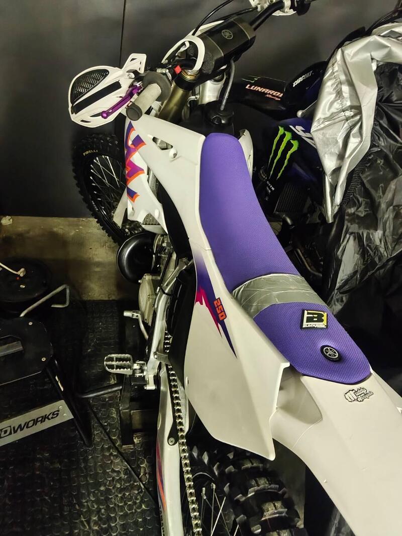 Yamaha YZ 250 (2024) (7)