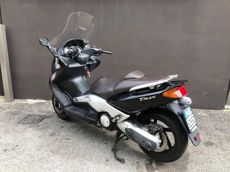 Yamaha T-Max 500 (2004 - 07) (3)