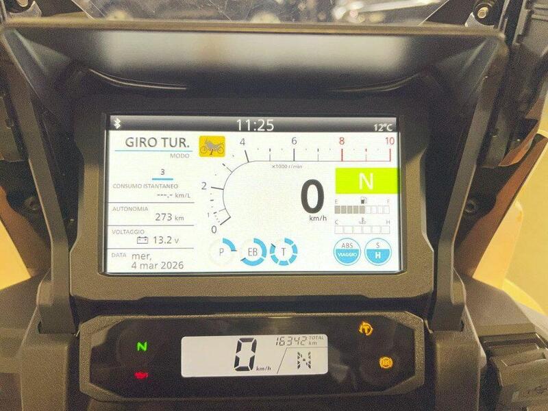 Honda Africa Twin CRF 1100L (2024 - 26) (6)