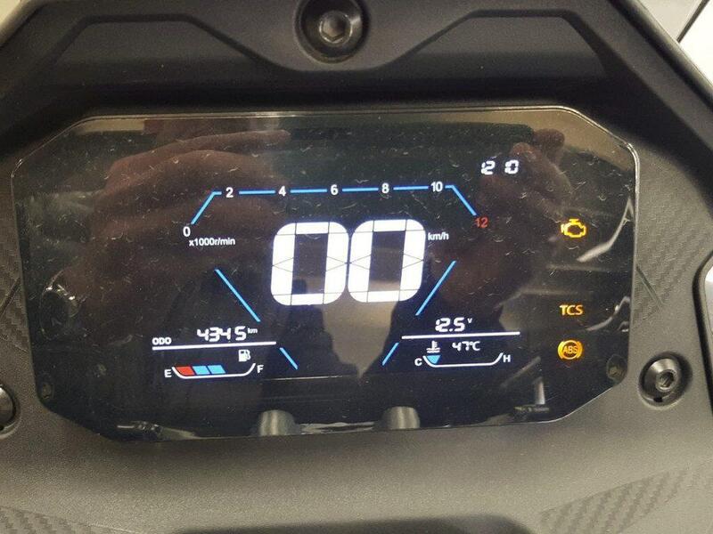 Voge Sfida SR1 ADV (2023 - 26) (6)