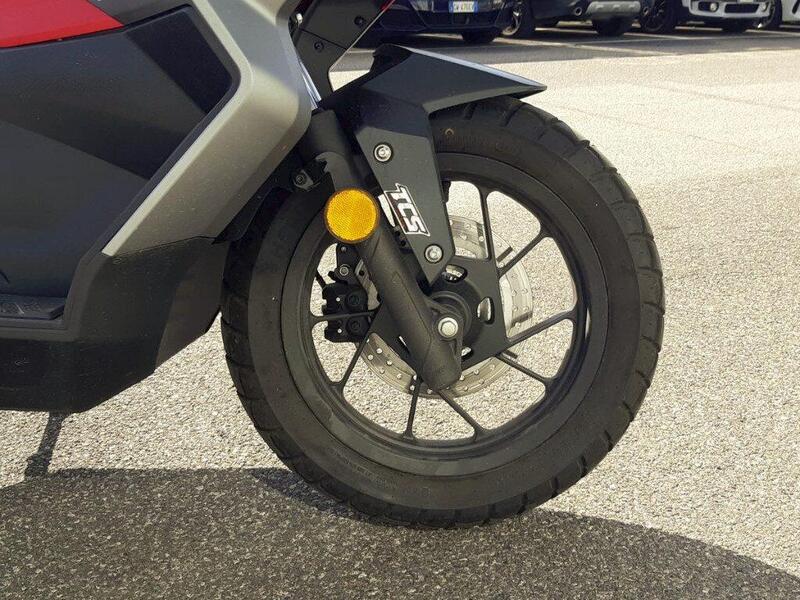 Voge Sfida SR1 ADV (2023 - 26) (8)