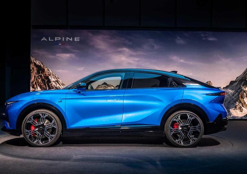 Alpine A390 (6)