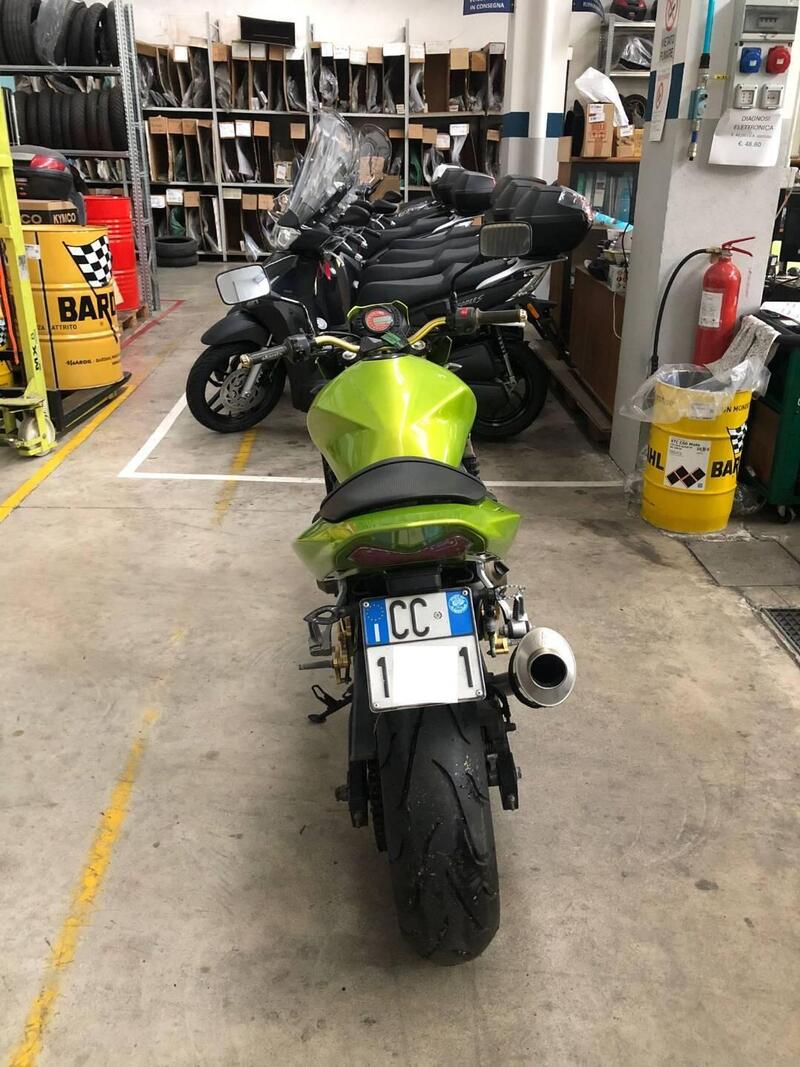 Kawasaki Z 750 (2003 - 06) (5)