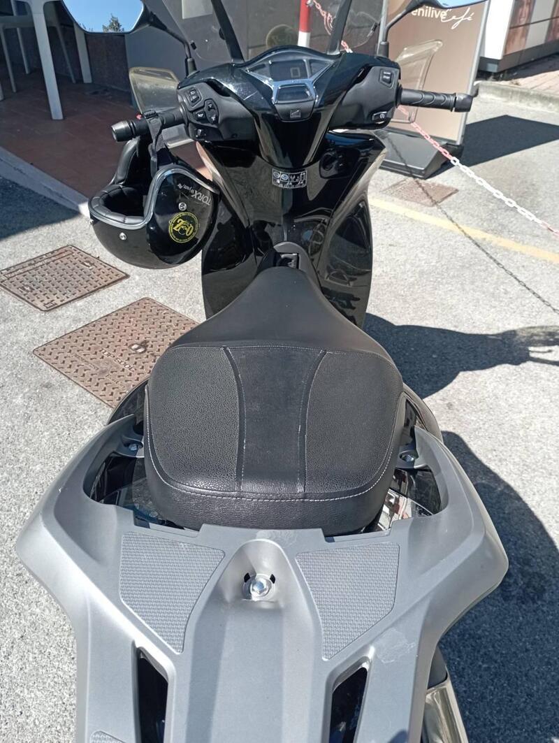 Honda SH 150i (2020 - 23) (4)