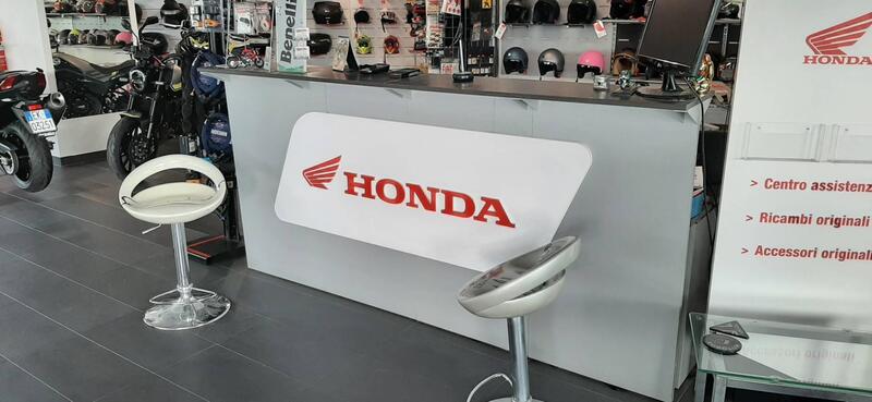 Honda SH 300 i Sport ABS (2018 - 20) (8)