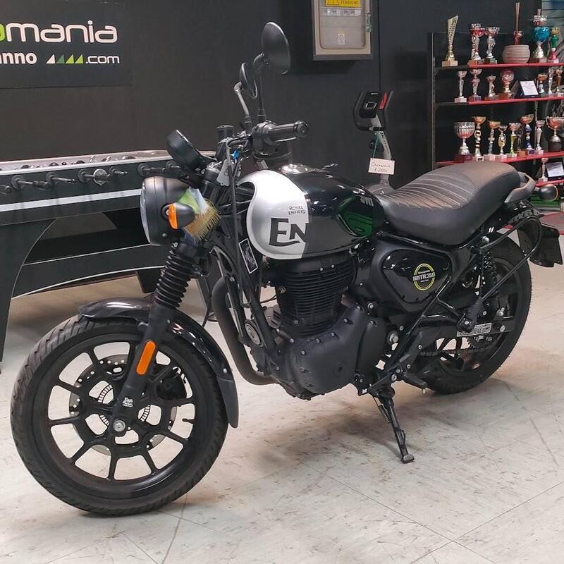 Royal Enfield HNTR 350 (2022 - 26) (2)