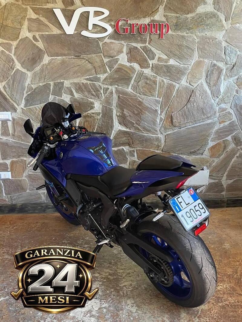 Yamaha YZF R7 (2021 - 25) (6)