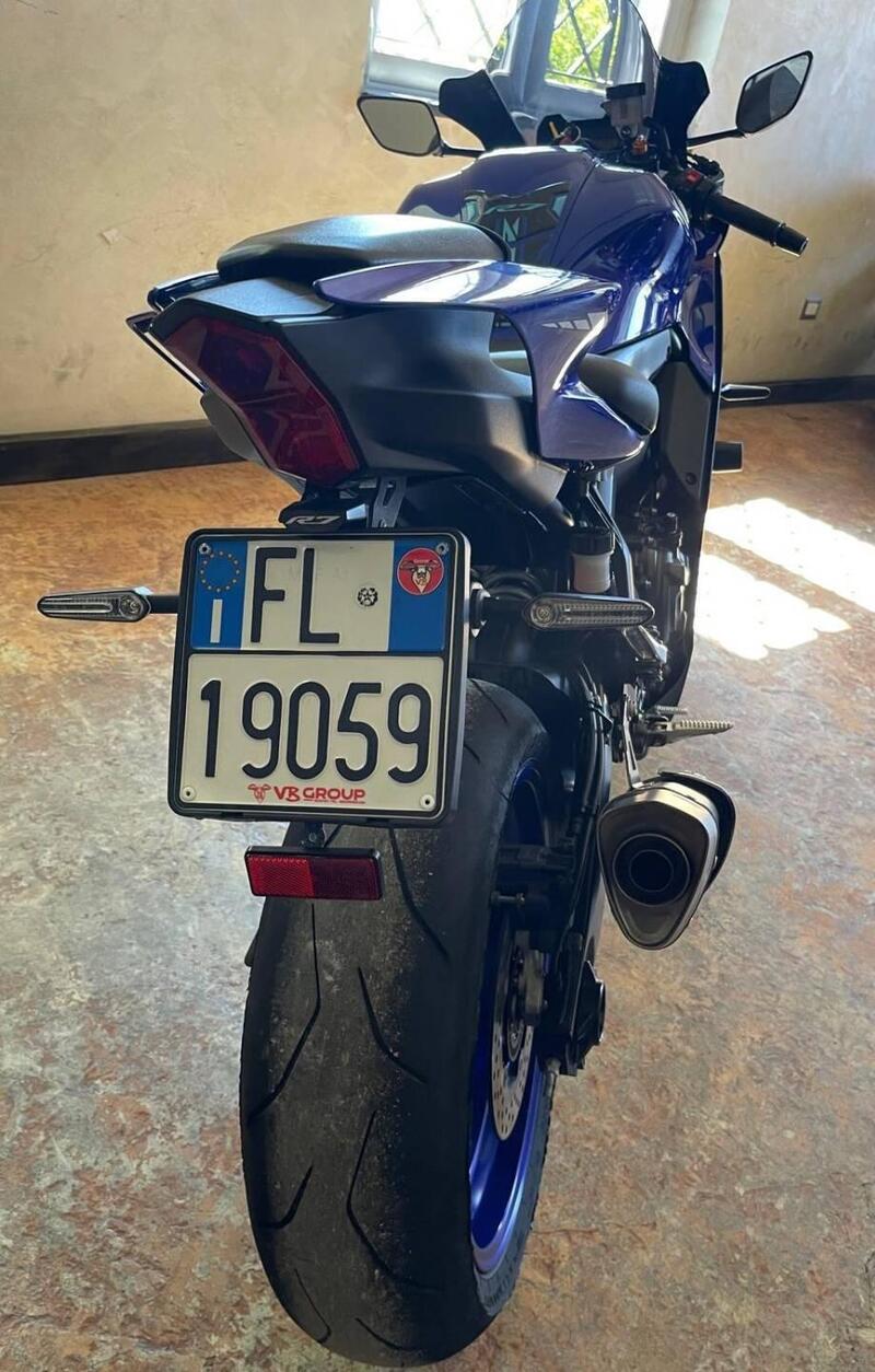 Yamaha YZF R7 (2021 - 25) (13)