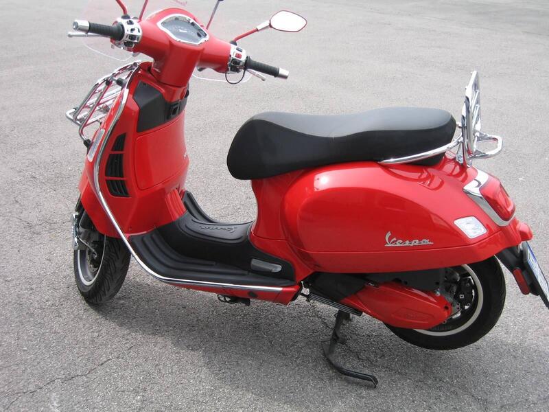 Vespa GTS 300 Super (2023 - 24) (5)