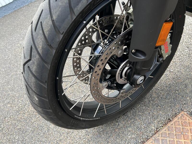 Bmw R 1300 GS Triple Black (2023 - 26) (19)