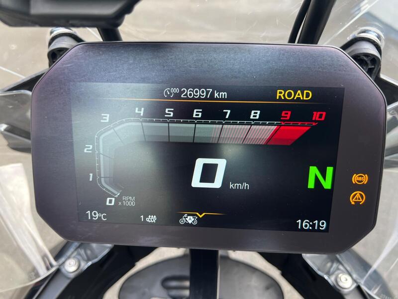 Bmw R 1300 GS Triple Black (2023 - 26) (4)