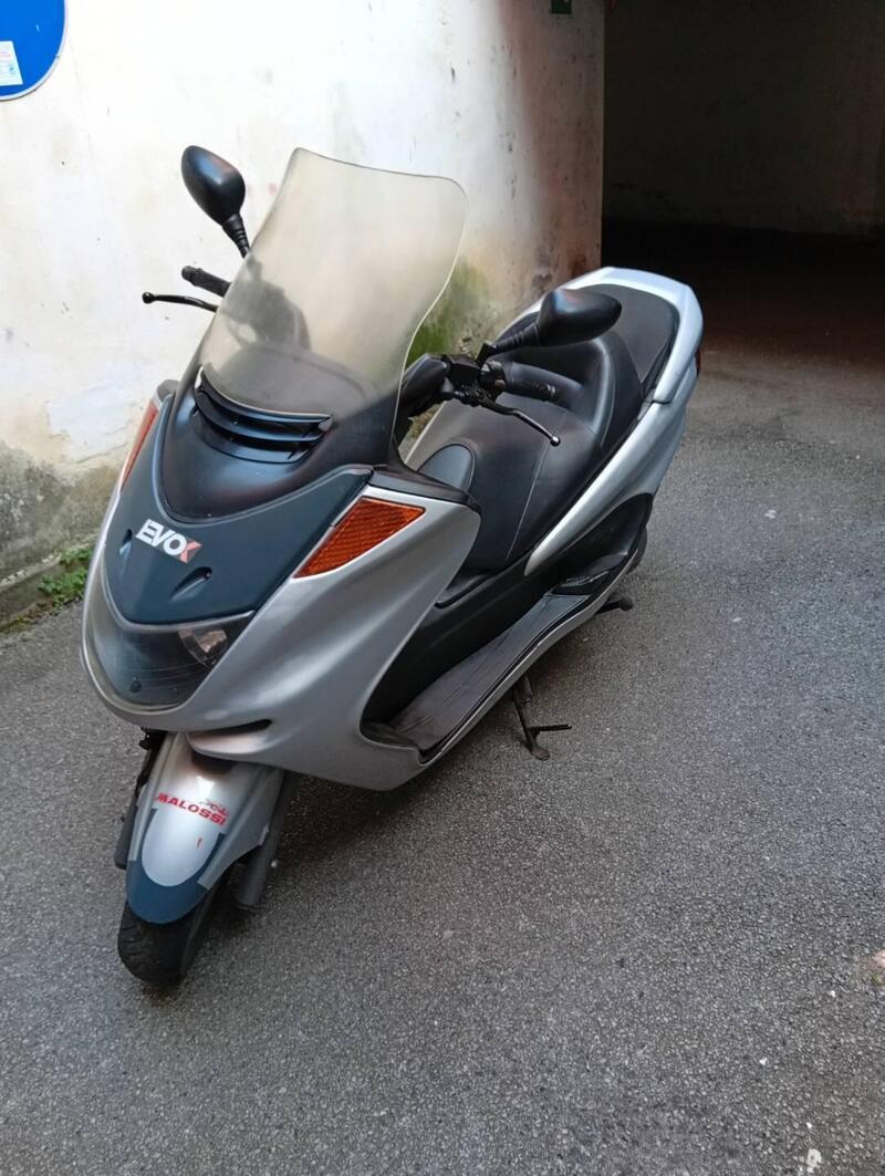 Yamaha Majesty 250 (1999 - 06)