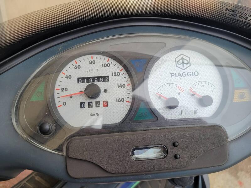 Piaggio Hexagon 250 GT (5)