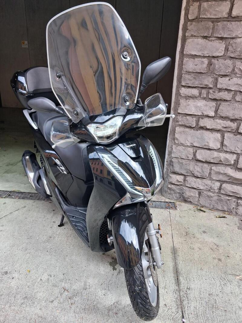 Honda SH 125i (2017 - 19) (4)