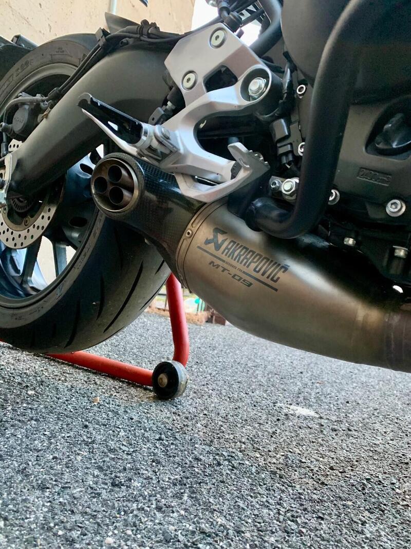 Yamaha MT-09 (2017 - 20) (6)