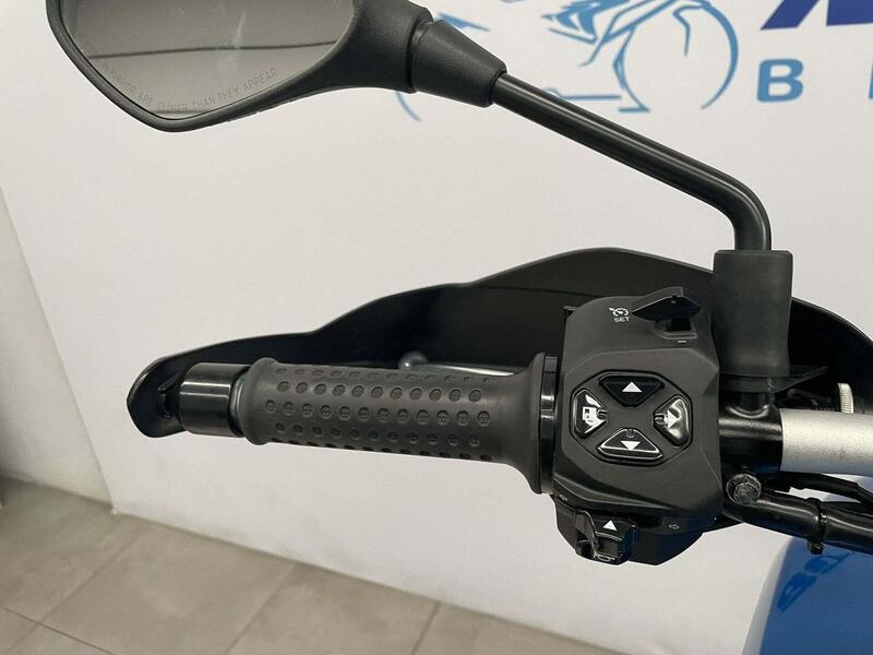 Aprilia Tuareg 660 (2022 - 24) (10)