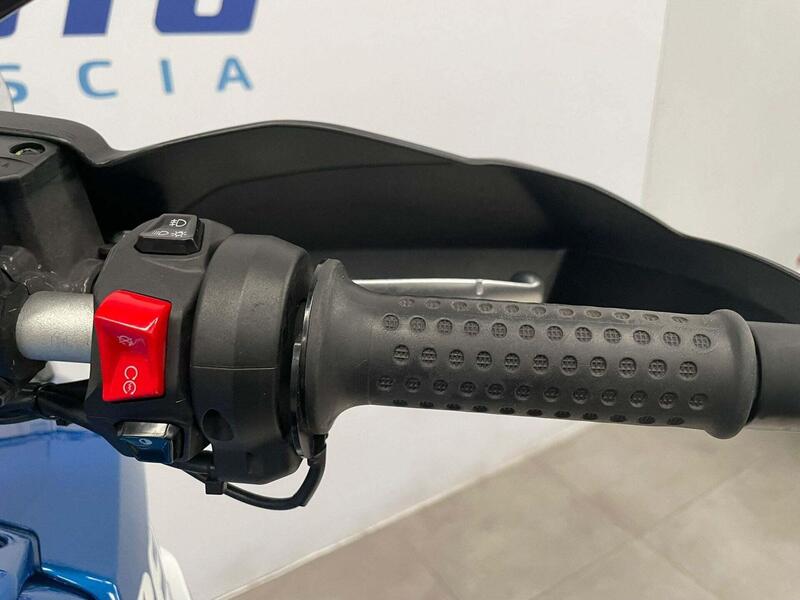 Aprilia Tuareg 660 (2022 - 24) (11)