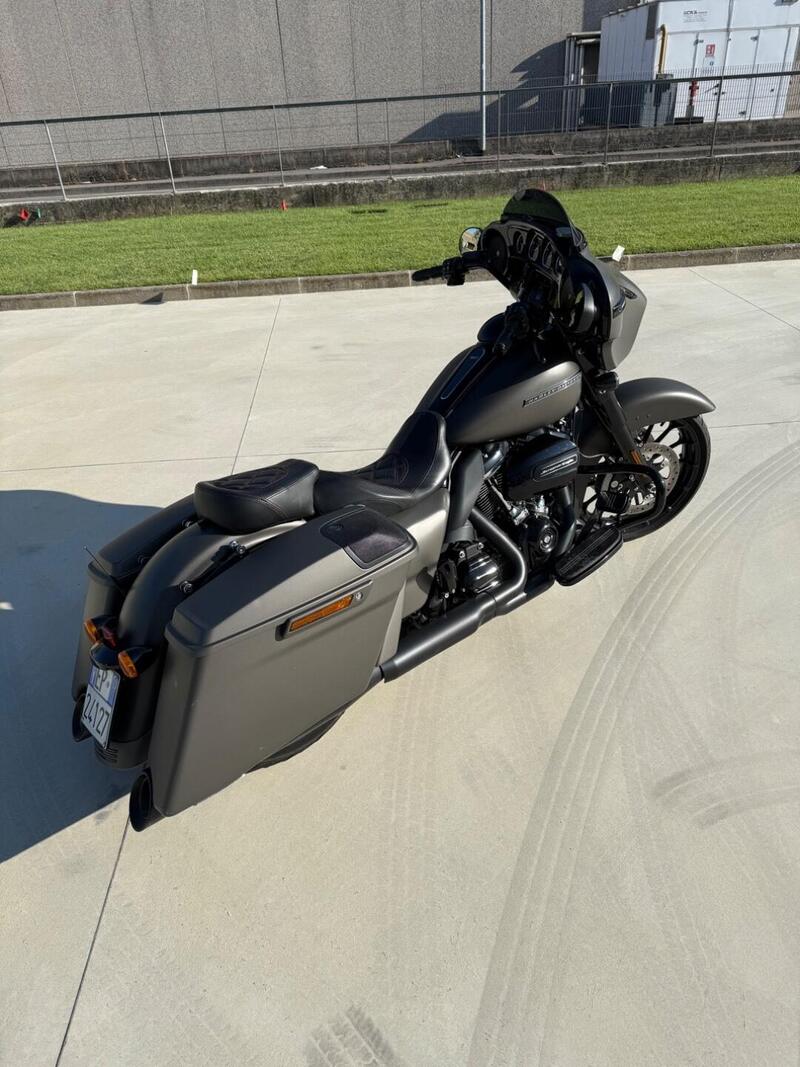 Harley-Davidson 114 Street Glide Special (2019 - 20) - FLHXS (5)