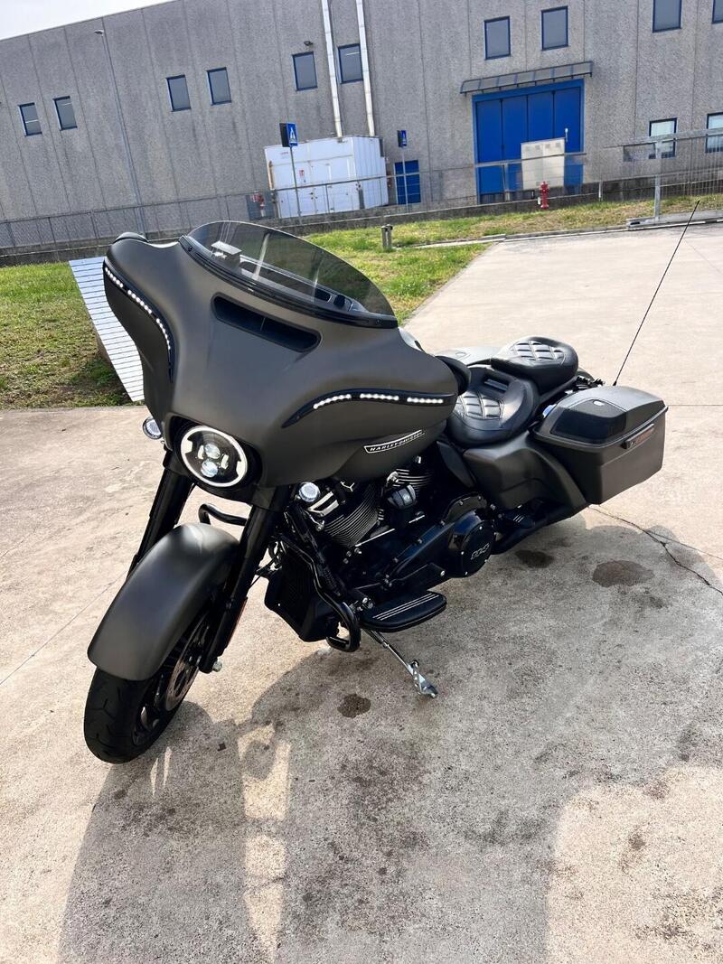 Harley-Davidson 114 Street Glide Special (2019 - 20) - FLHXS (13)