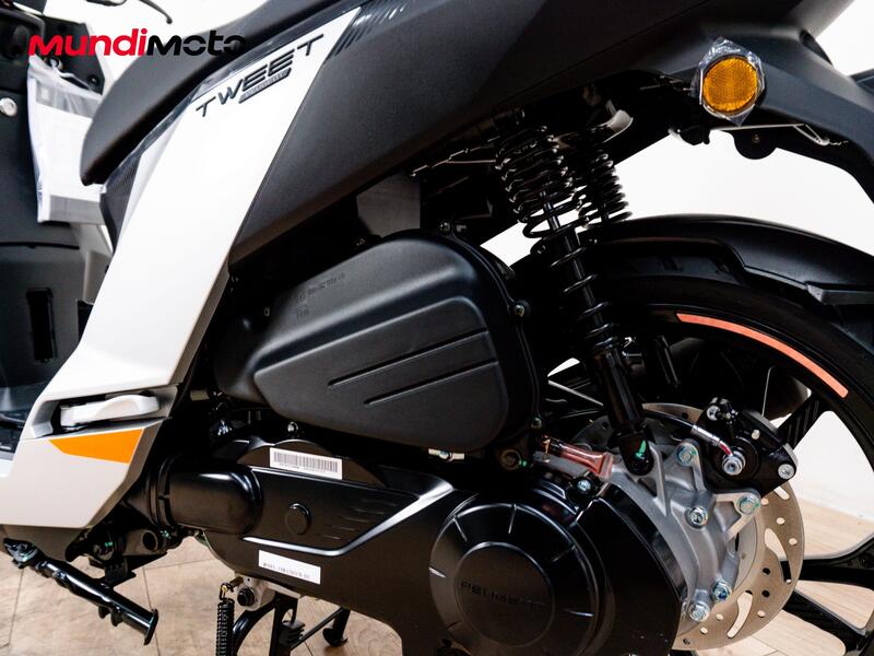 Peugeot Tweet 125 FL GT (2025 - 26) (10)