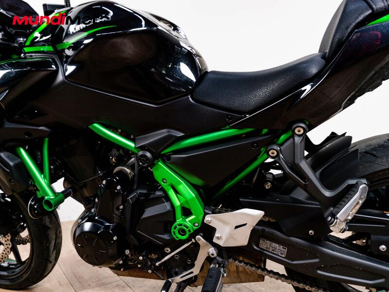 Kawasaki Z 650 (2025 - 26) (10)