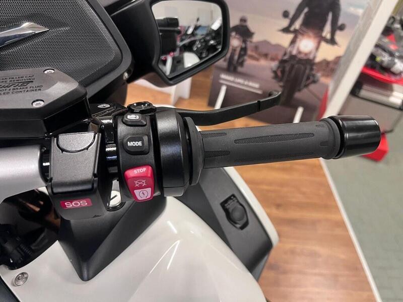 Bmw R 1250 RT (2021 - 25) (11)