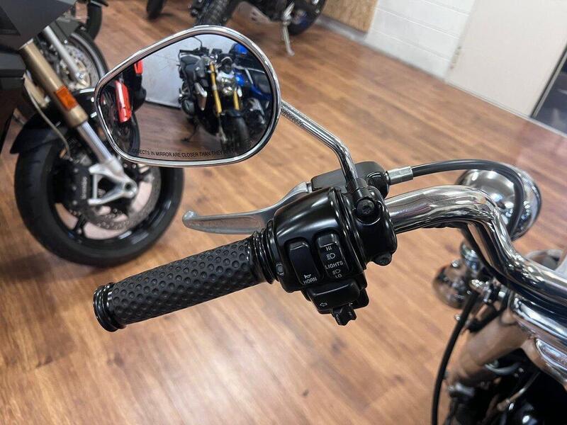 Harley-Davidson Road King Classic (2021 - 22) (9)