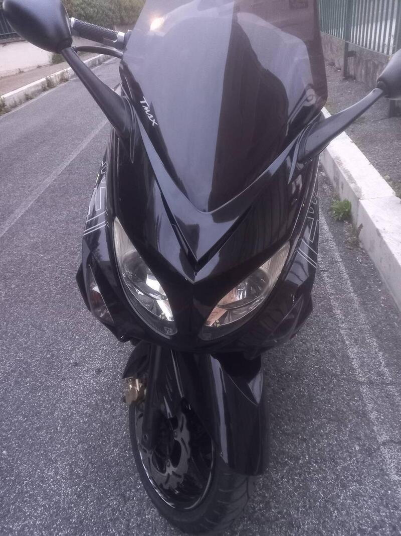 Yamaha T-Max 500 (2004 - 07) (4)