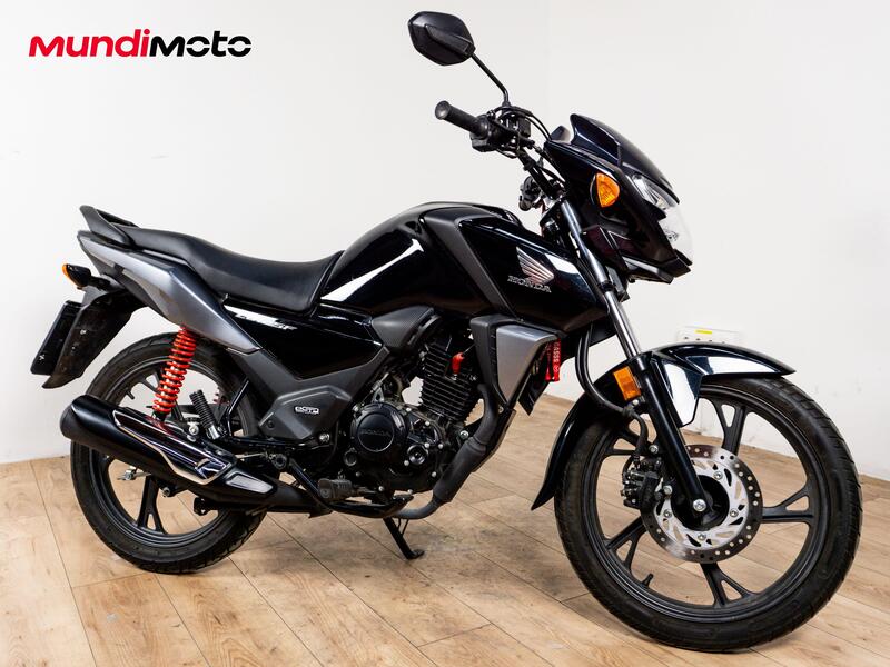 Honda CB 125 F (2026) (2)