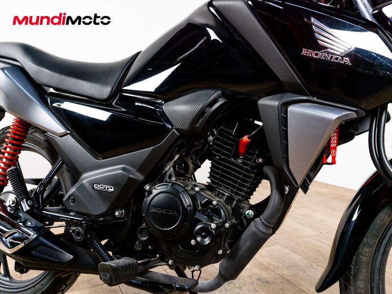 Honda CB 125 F (2026) (5)