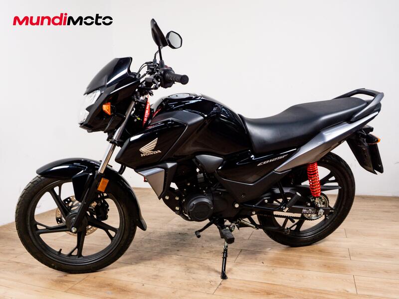 Honda CB 125 F (2026) (7)