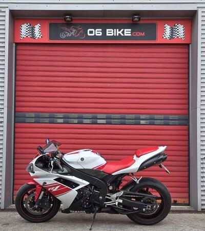 Yamaha YZF R1 (2009 - 11) usata