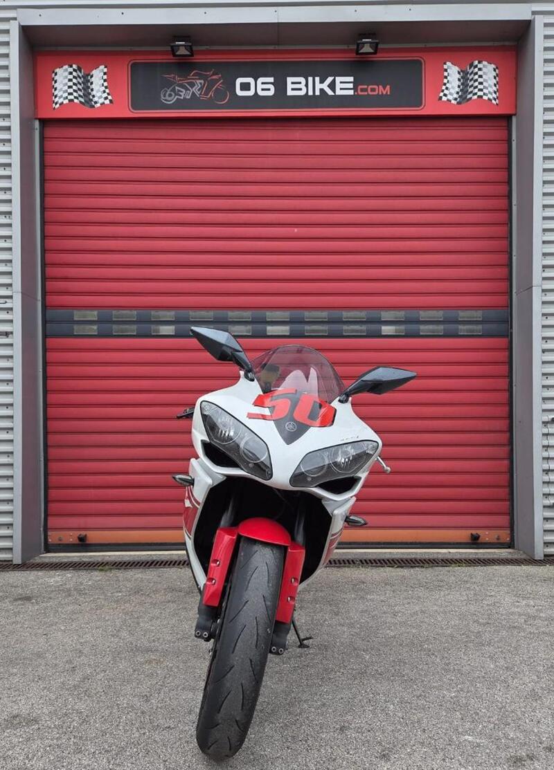 Yamaha YZF R1 (2009 - 11) (3)