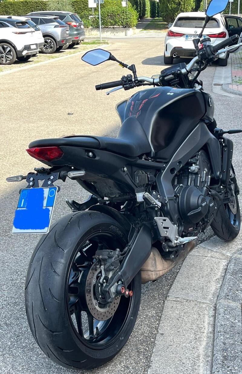 Yamaha MT-09 (2021 - 23) (6)