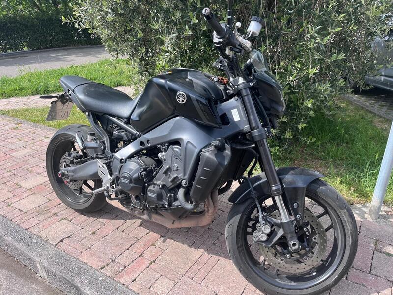 Yamaha MT-09 (2021 - 23) (8)