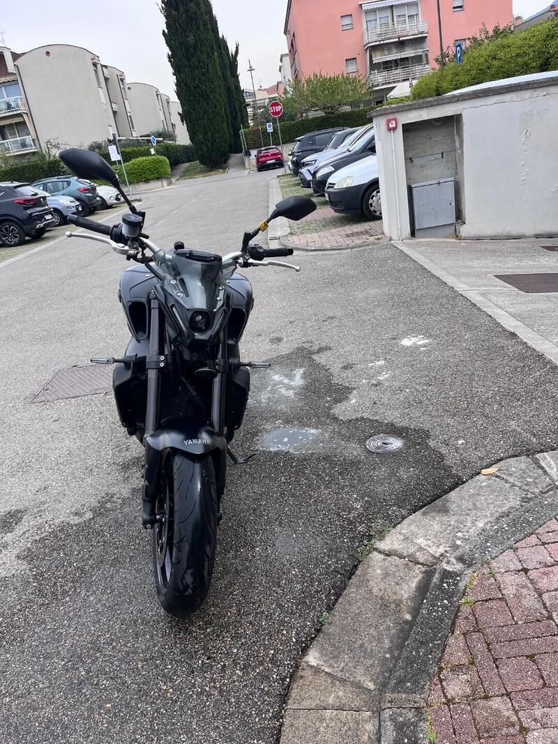 Yamaha MT-09 (2021 - 23) (10)