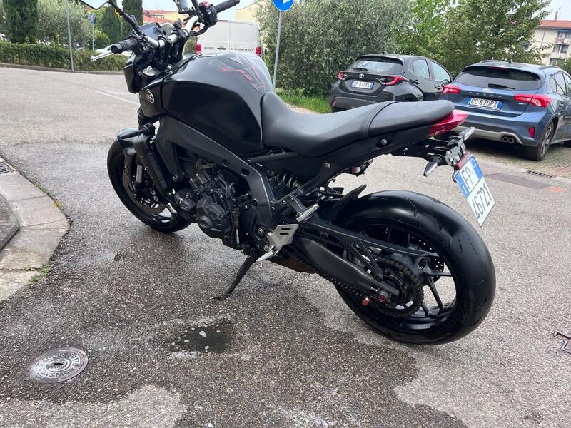 Yamaha MT-09 (2021 - 23) (12)