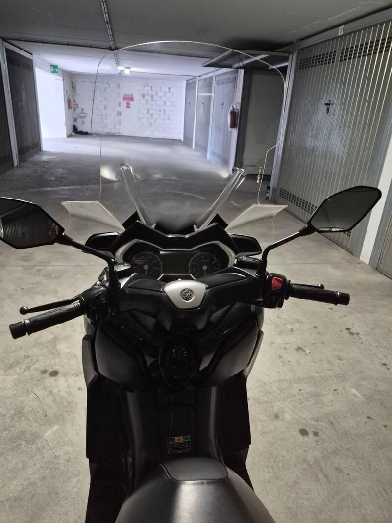 Yamaha X-Max 300 ABS (2017 - 20) (9)